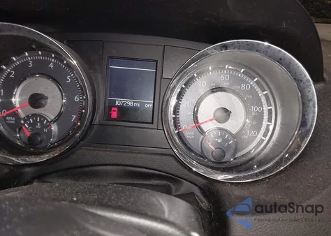 2016 Chrysler Town & Country Touring z USA, uszkodzony, nr VIN 2C4RC1BG1GR261412